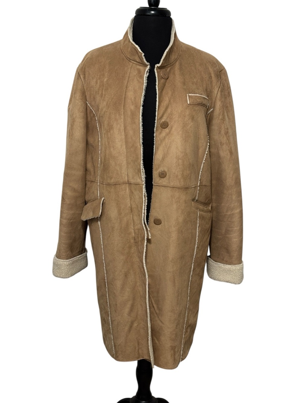 Orvis women’s Faux Suede Faux Shearling Coat - Tan and Cream. Size Large.